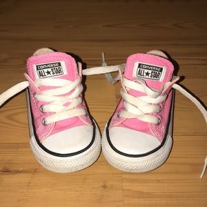 Toddler converse all star size 5